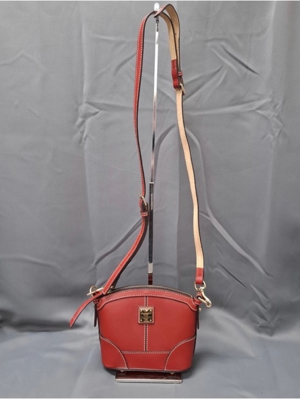 Dooney & Bourke Red Leather Dome Crossbody with Gold Plaque - Picture 6 of 6